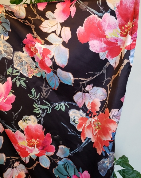 Floral Kimono Handmade in Canada - Picture 2 of 5
